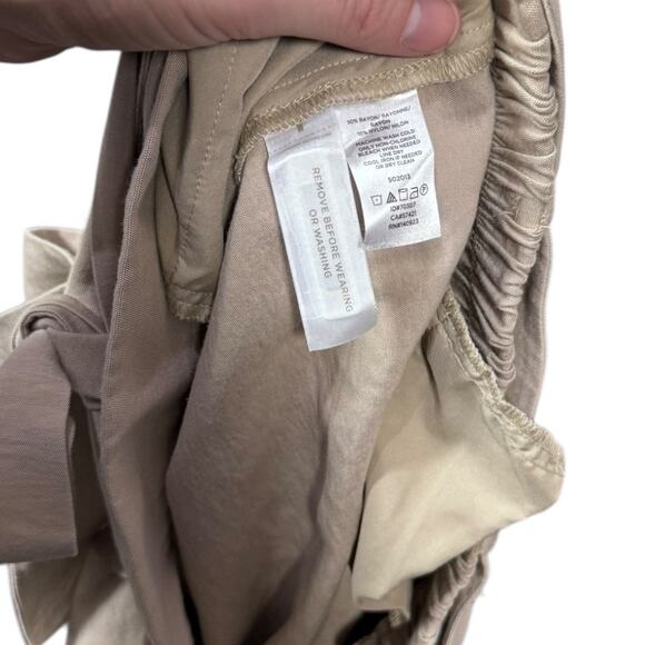 LOFT Beige Cropped Relaxed Fit Pants with Belt - Size Medium - Picture 5 of 5